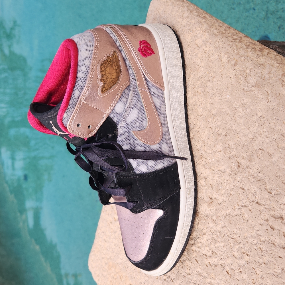 Air Jordan 1 Phat GS ‘Valentines Day’ 2012 364781-019 SZ